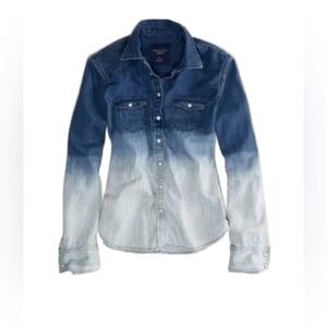 American Eagle Ombre Chambray Denim Button Down Shirt Small Y2K Western Top